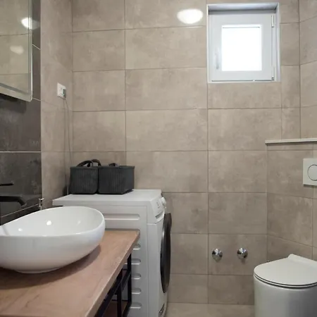 Villa Naklice Omis Exterior photo
