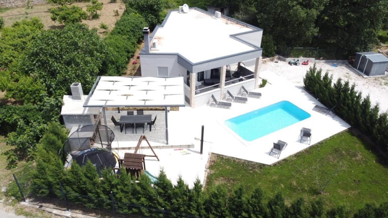Villa Naklice Omis